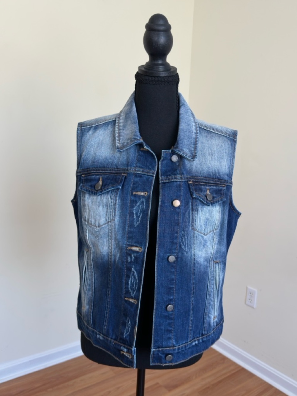 Harley Davidson Denim Vest Distressed Medium NWT Sleeveless Biker Cotton
